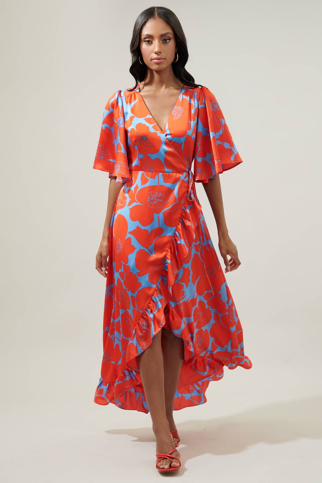 Poppy Floral Abelia Hi-Low Maxi Dress: BLUE-RED / XS