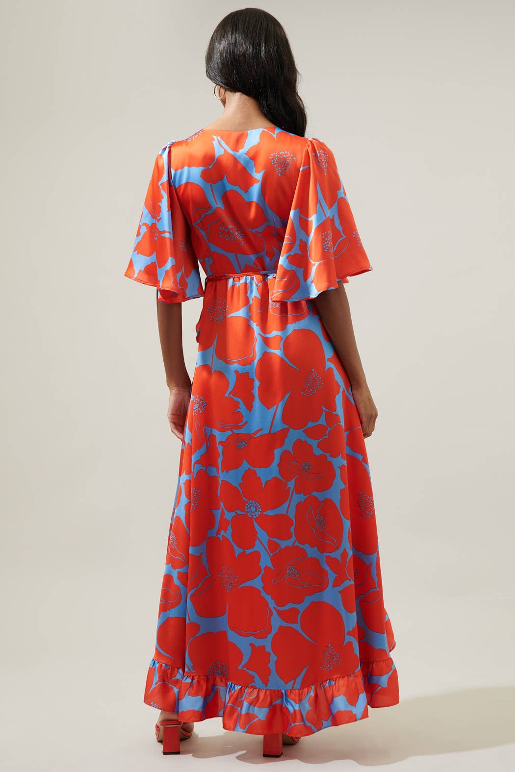 Poppy Floral Abelia Hi-Low Maxi Dress: BLUE-RED / XS