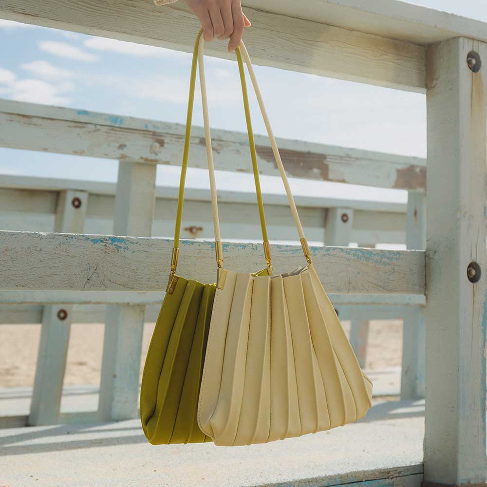 Carrie Pistachio Medium Shoulder Bag