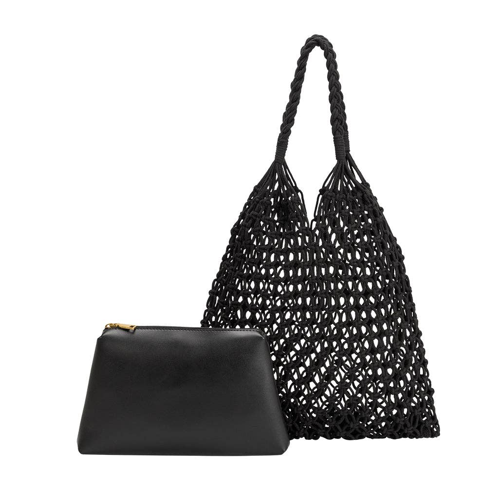Izzy Medium Shoulder Bag in Black