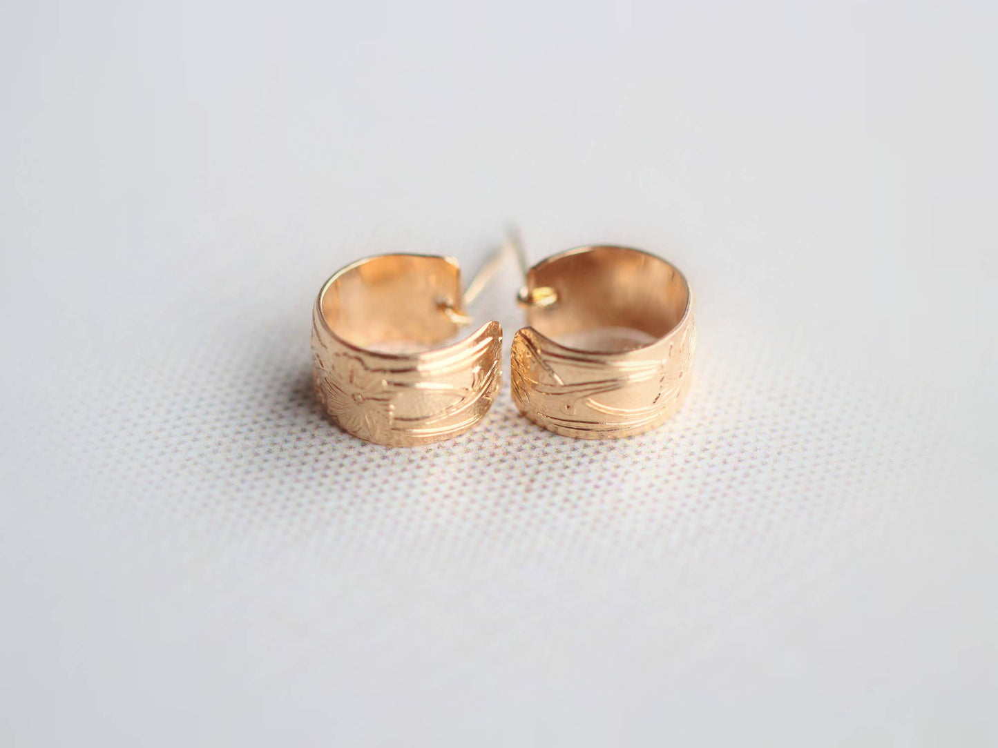 Poppy Hoops: 14k Gold Fill