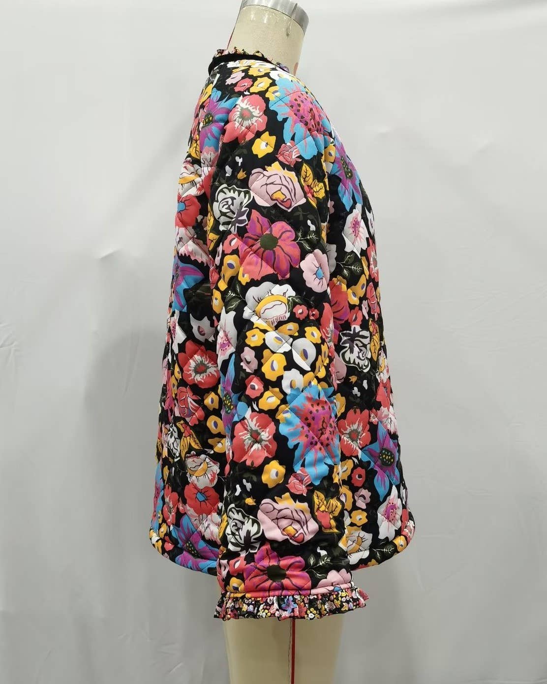 Floral-Printed Flared-Sleeved Casuals Jacket: Floral / L