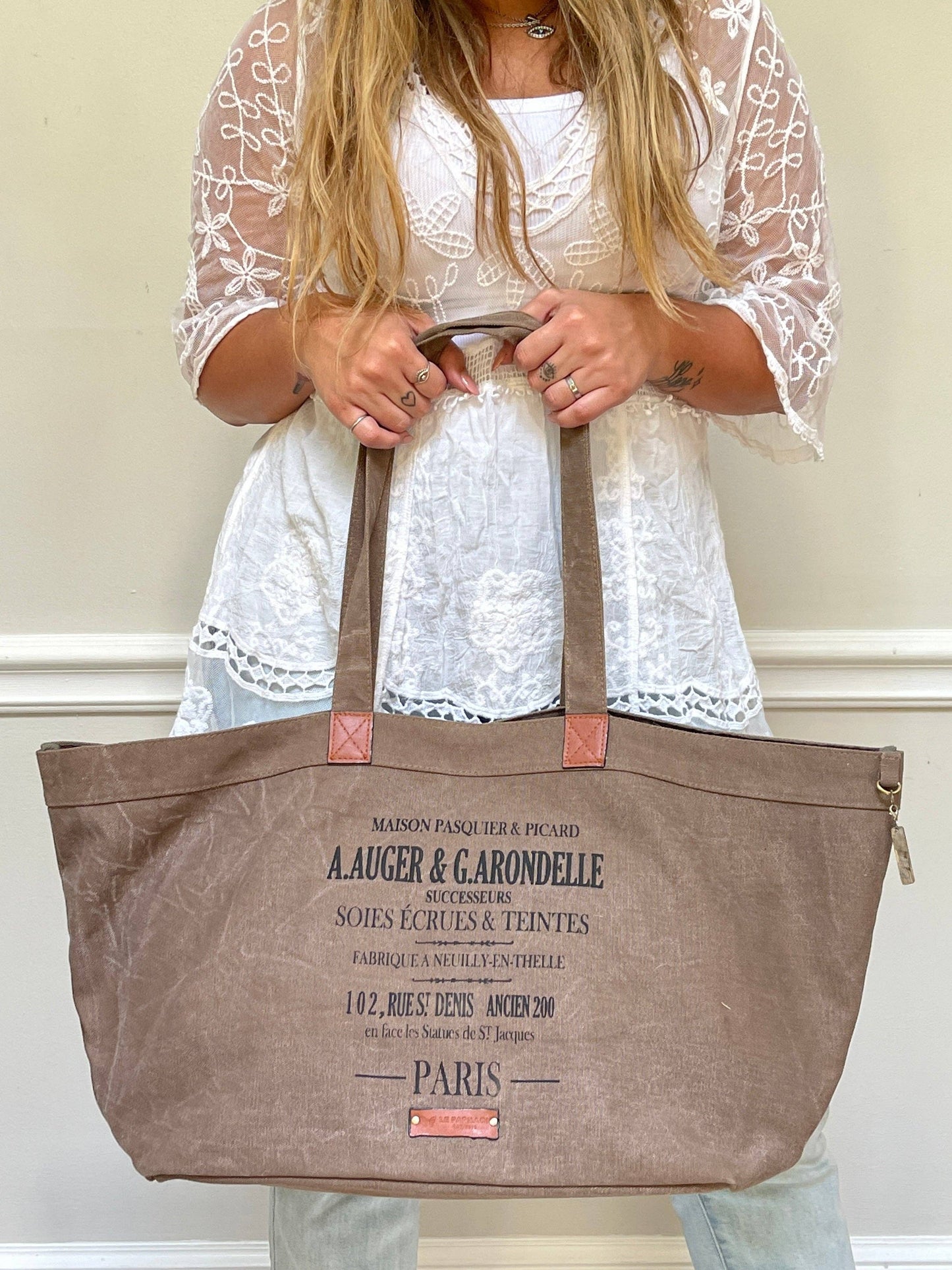 Auger Brown XL Tote Bag