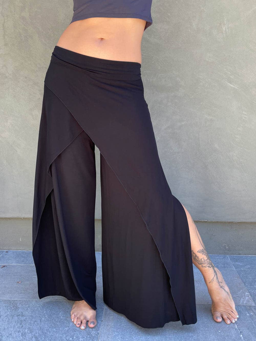 Geneva Pants: L / Black