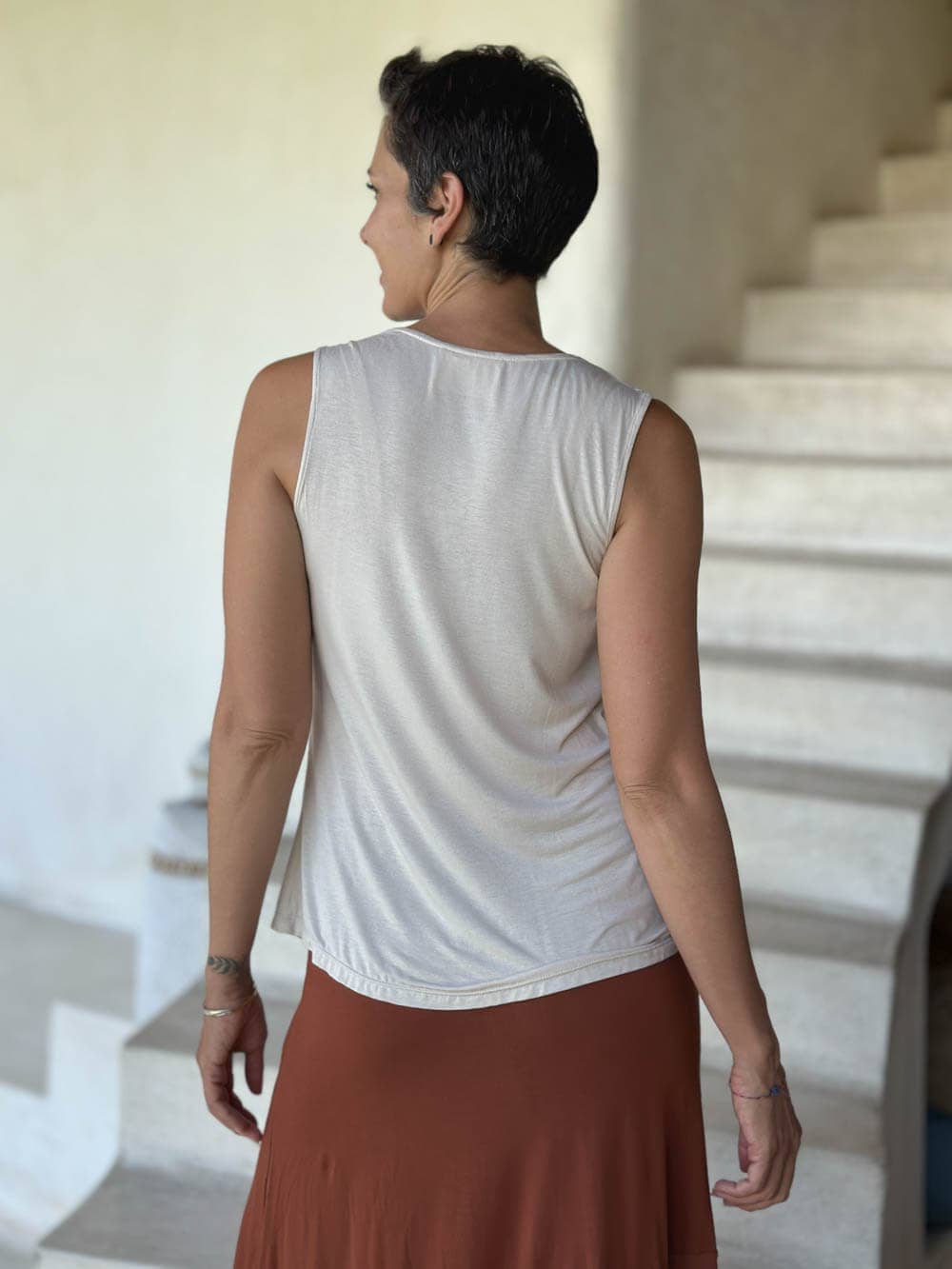Carrie Top: L / Black